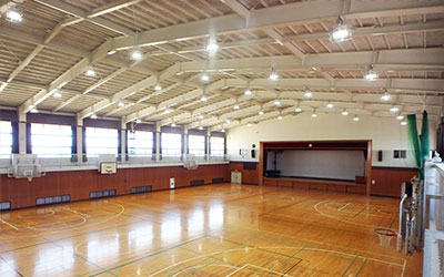 千葉県立実籾高等学校 体育館天井撤去電気設備工事
